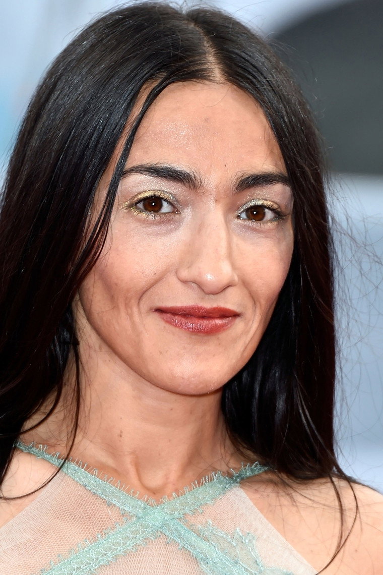 Hindi Zahra as Rakel in The Cut