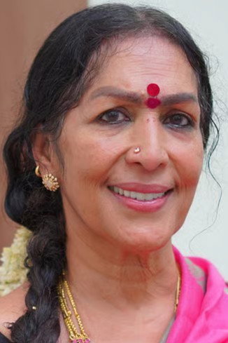 K R Vathsala as Chandini's mother in Adavadi