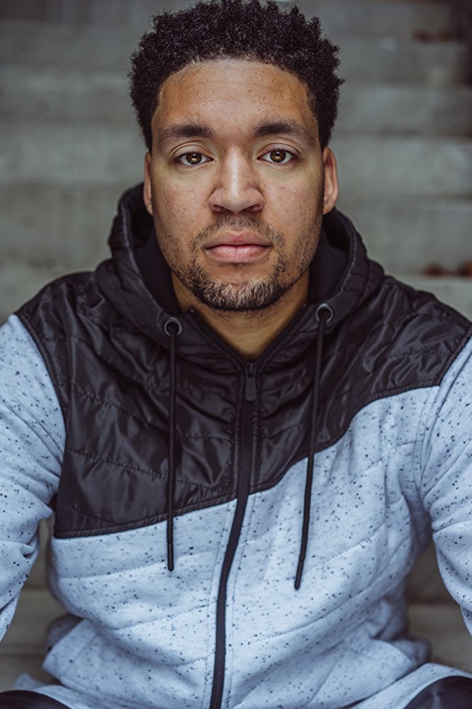 Shayn Walker as Mike in Fashionably Yours
