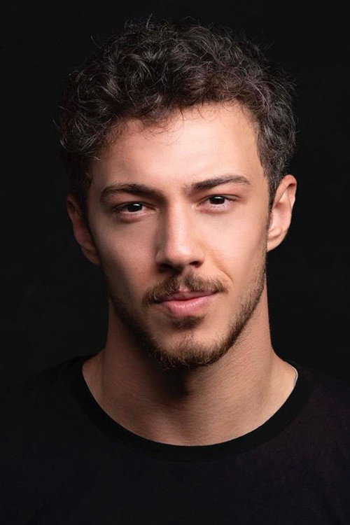 Ali Gözüşirin as İbrahim Tunç in You Are Everywhere