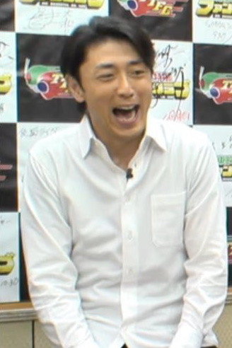 Yoshihiro Fukuda as Minoru Uesugi in Gekisou Sentai Carranger