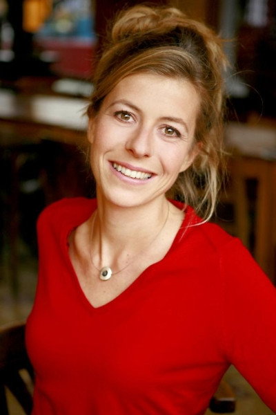 Cécile Vangrieken as Danseuse in Man Overboard