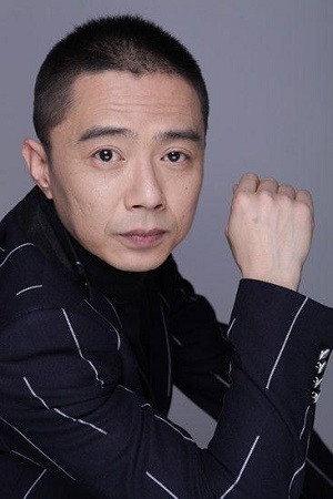 Liu Lingzhi as Xing Chaoxing in Hero Huang Hua