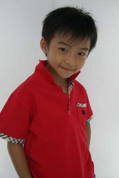 譚竣浩 as Cheng Chi Lo / Chan Wing Man in Home Sweet Home