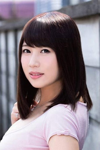 霧島さくら as Sumire in Akemi Bar: Happiness After Getting Moist