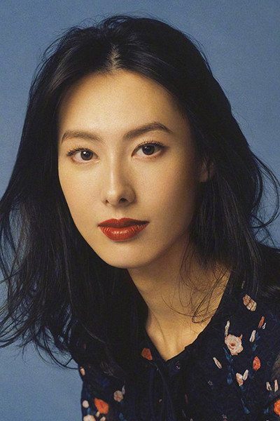 梁洛施 as Cheung Suet in The Night Manager
