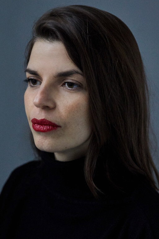 Annie St-Pierre as Valérie Gravel in Nut Jobs