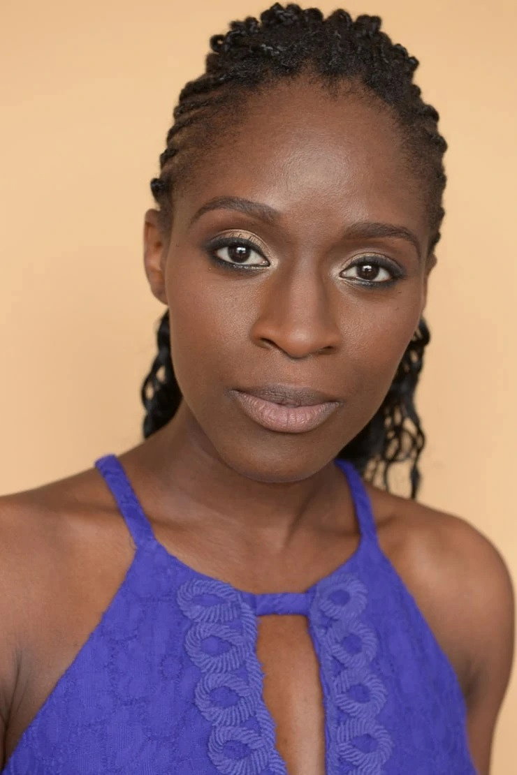 Sharon Duncan-Brewster as Mira Troy in Enola Holmes 2