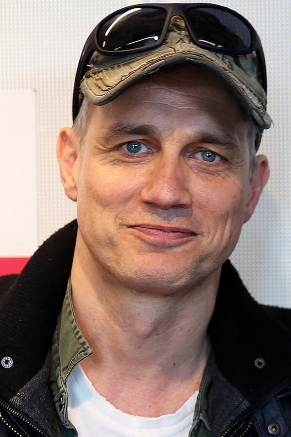 Ralf Bauer as Stefan Lindbergh in Fünf Sterne