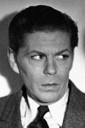 Sture Lagerwall as Heller in Loffe som miljonär