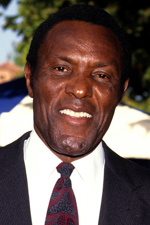 Rafer Johnson as Himself in The Grand Olympics