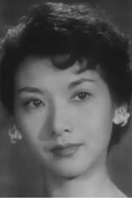 Shen Yun as Meilun in Mambo Girl