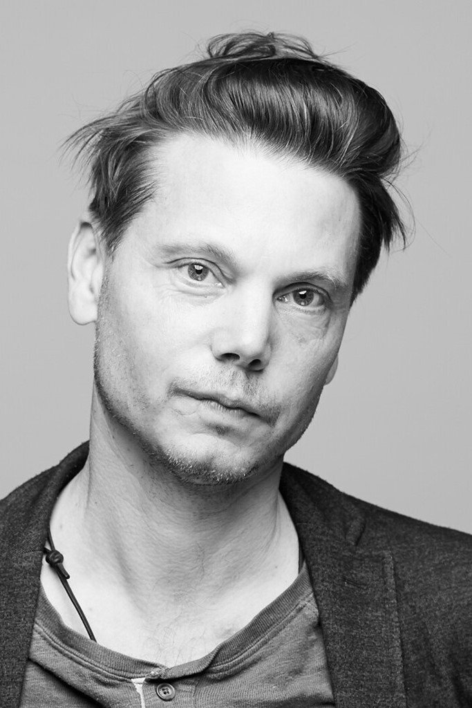 Marek Harloff as Gefangener in The Big Black
