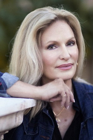 Regina Meredith as Herself / Narrator in Deep Space