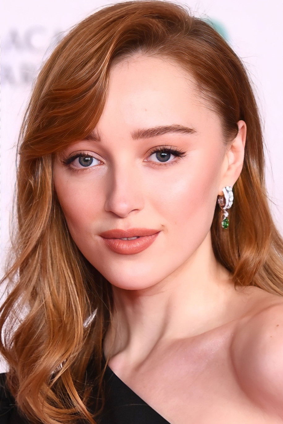 Phoebe Dynevor isMaya Welch