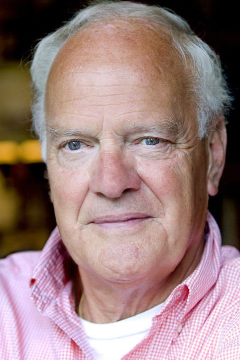 Dolf de Vries as Oscar Verhulst in Dossier Verhulst