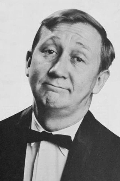 Bill McCutcheon as Puddler in Tune in Tomorrow...