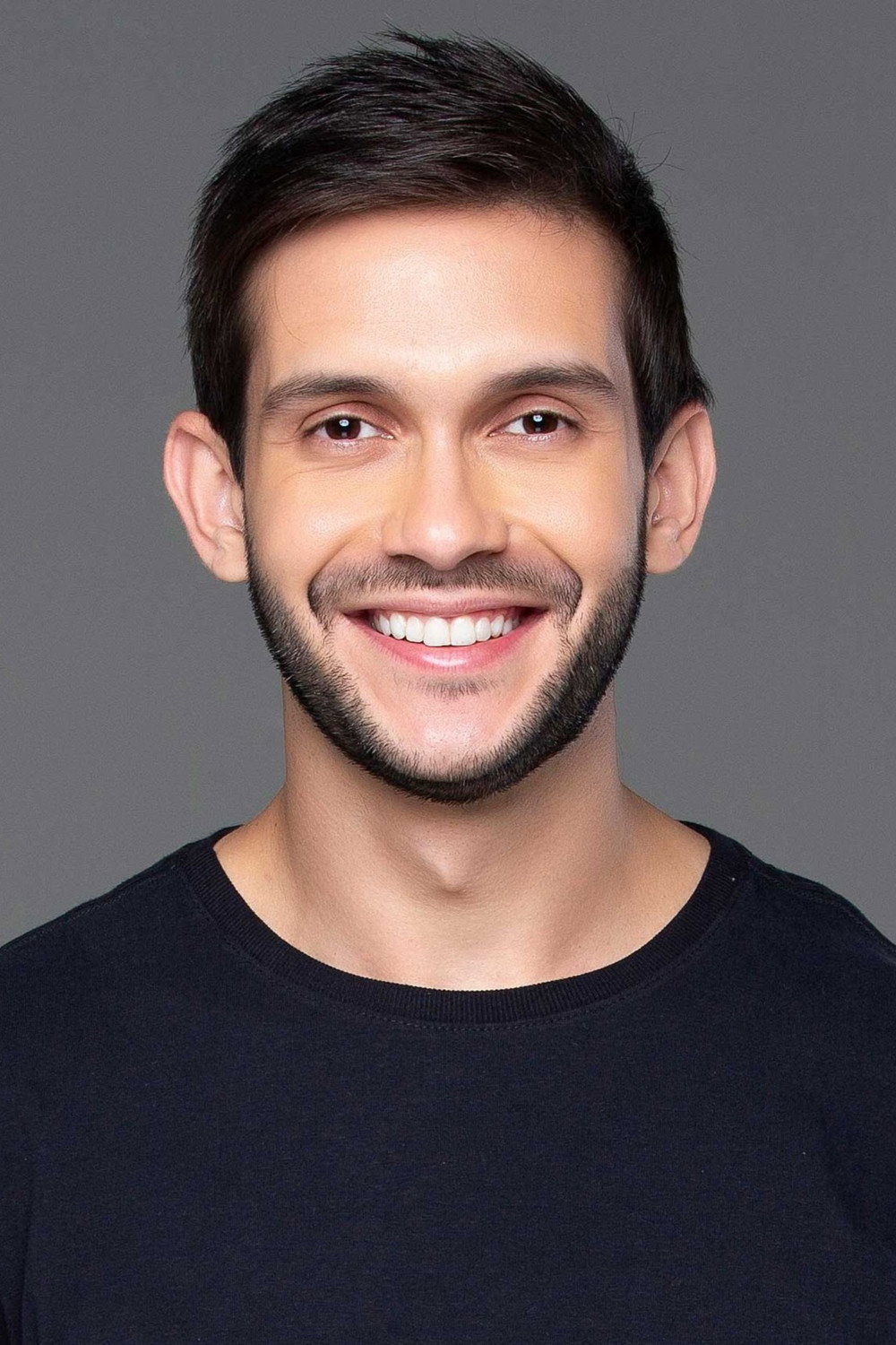 Matheus Boa Sorte as Self - Host in Dendê na Mochila