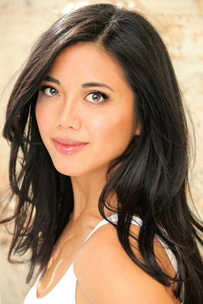 Teresa Navarro as Jenny in Delirium