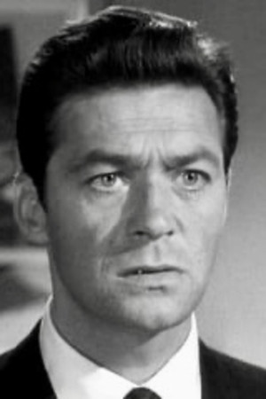 Maurice Kaufmann as Charles Grayson in Man of Violence
