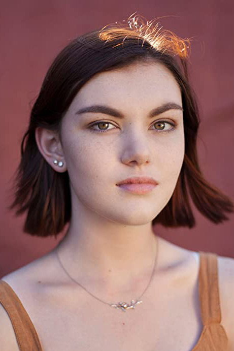 Shannon Berry as Emme Dawson in Hunters