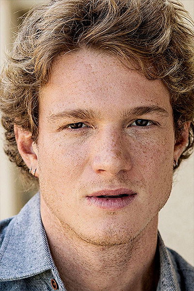 Pedro Novaes as Beto in She's the One