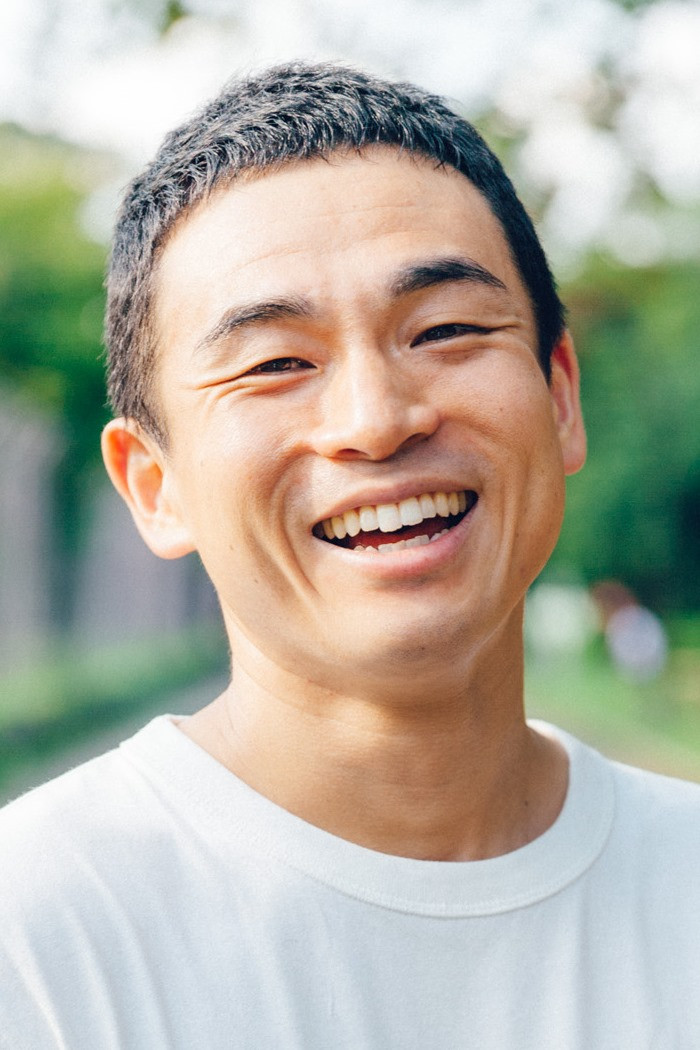 松浦慎一郎 as Shintaro Matsumoto in Small, Slow But Steady