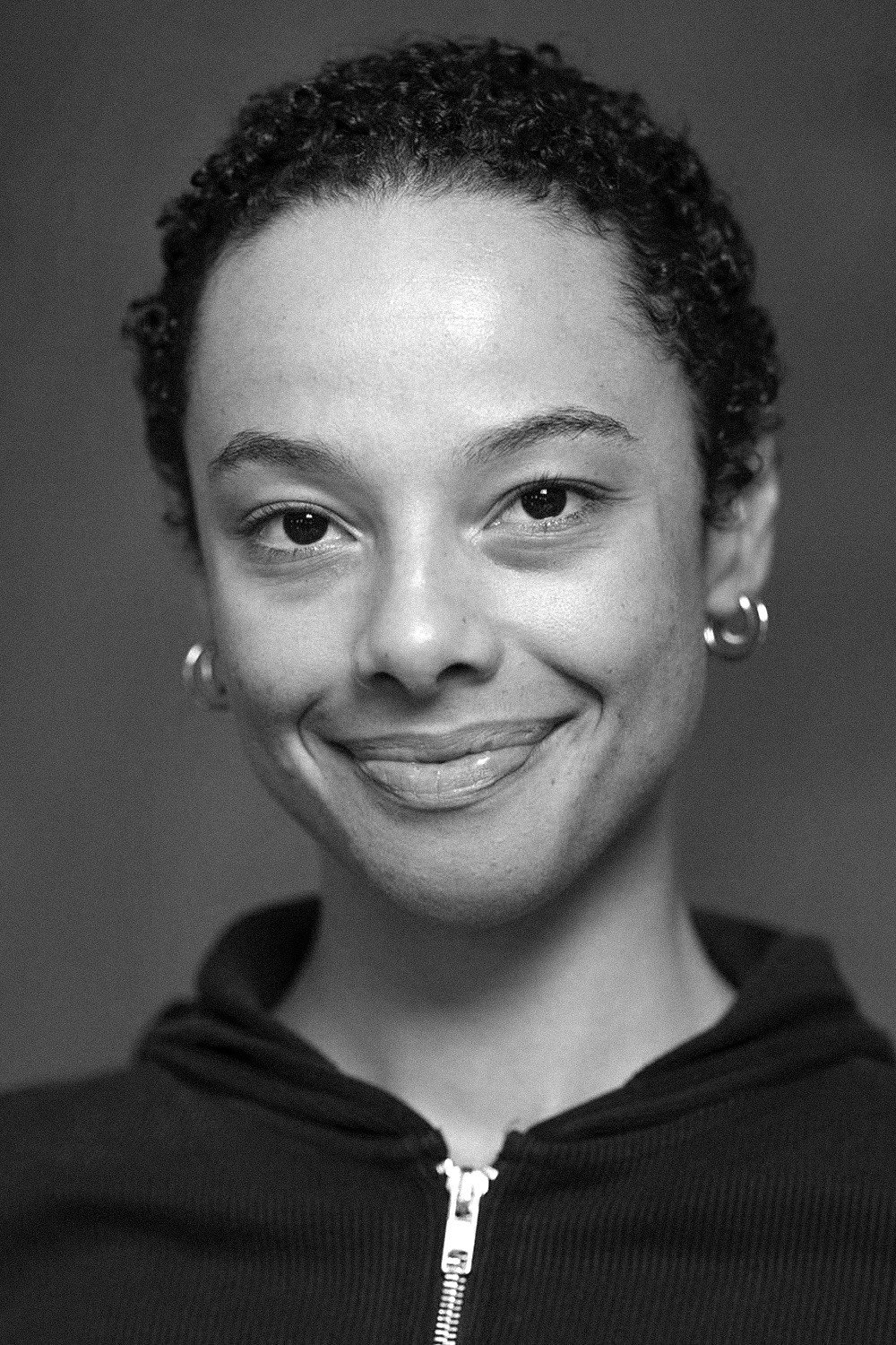 Natalie Bjerke Roland as Henny in No Comment