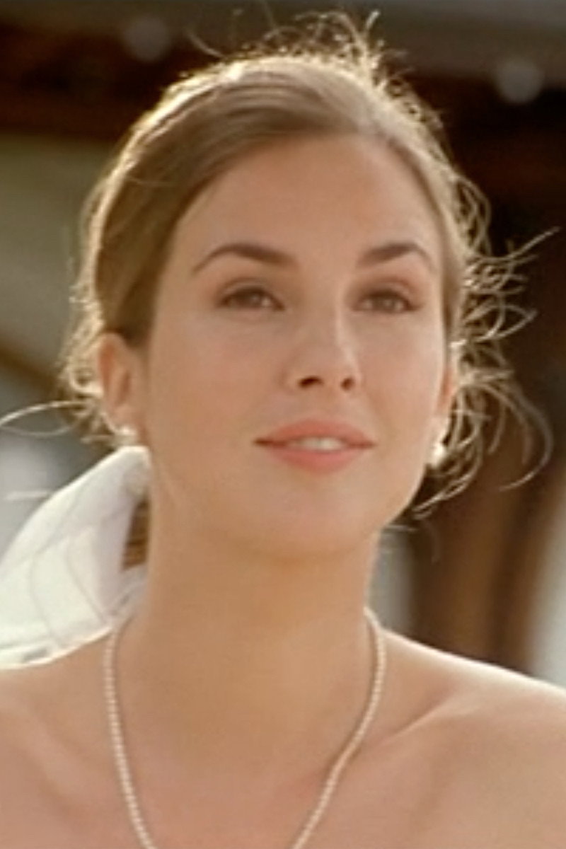 Sandra Majani as The dream girl in Alberto Express
