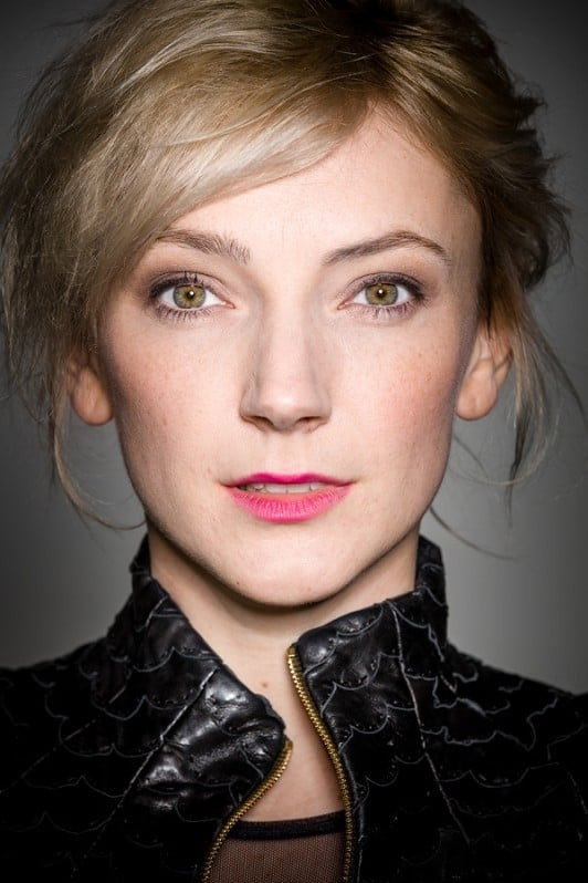 Borbély Alexandra as Kata in The Glass Room