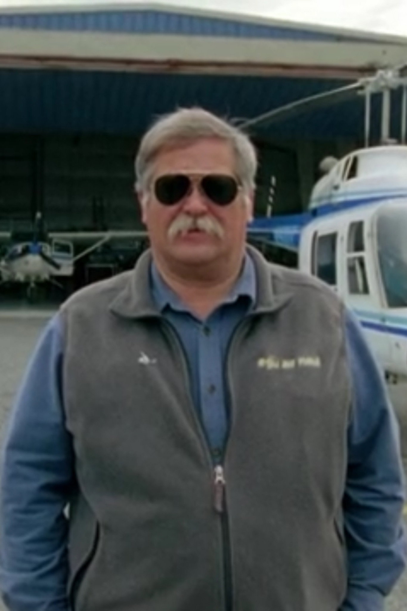 Sam Egli as Self - Egli Air Haul in Grizzly Man