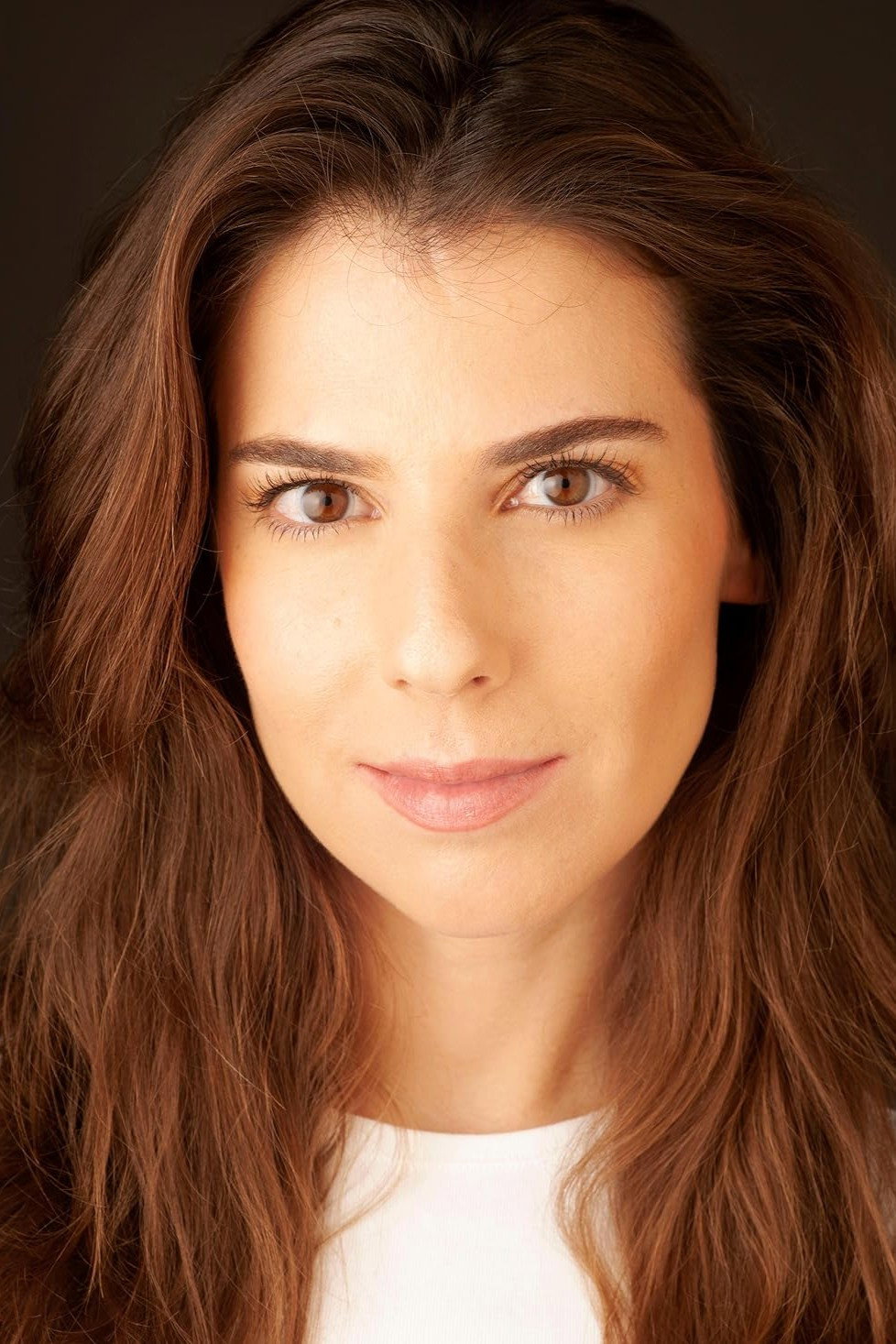 Sofia Mirpuri as Samanta in Samanta: Má ou Santa