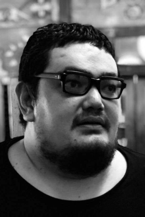 Paul Agusta as Bandi in A Copy of My Mind