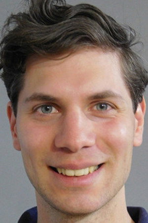 Alan Weissabel as Juraj "Dzordzi" Lechner in Gympel.tv