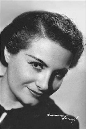 Niní Marshall as Carolina in The novel of a poor young man