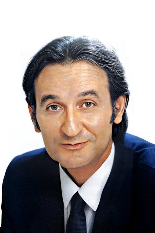 Σωτήρης Μουστάκας as Φώντας Παϊδάκης in Will You Get The Girl?