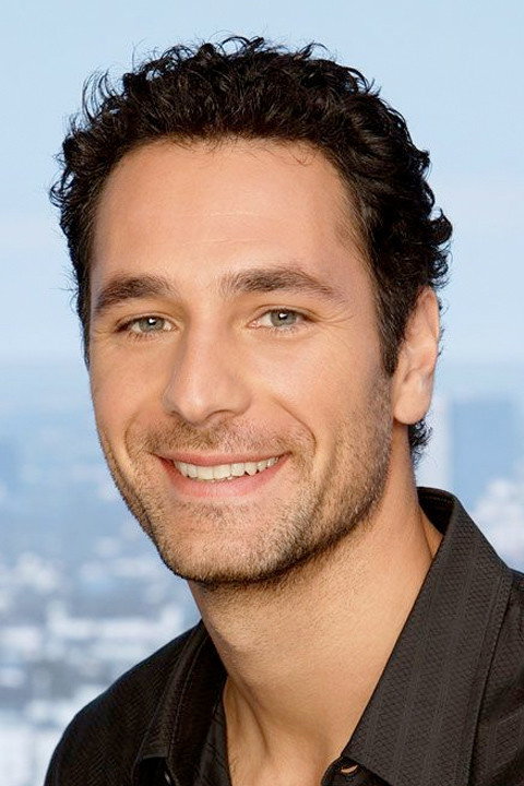 Raoul Bova as Diego Marra in Political Target