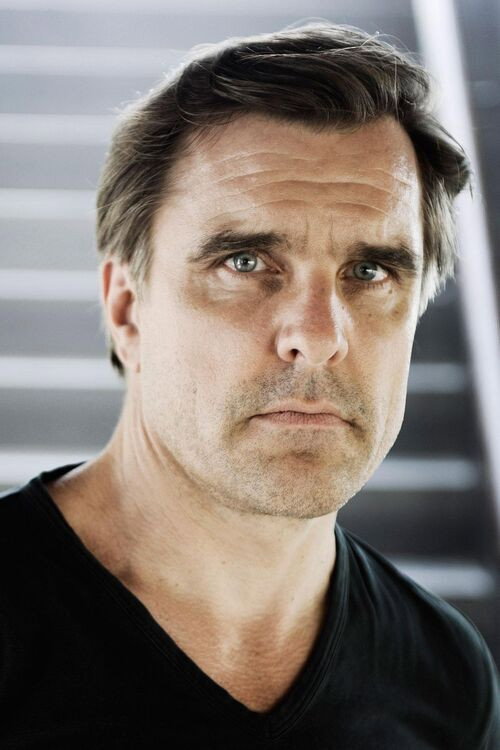 Daniel Rohr as Max in Geld oder Leben