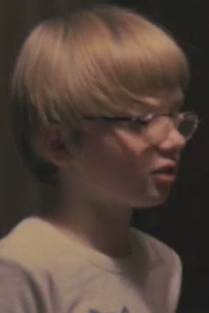 Митя Савельев as Vitya Klyuev in The Wife Has Left
