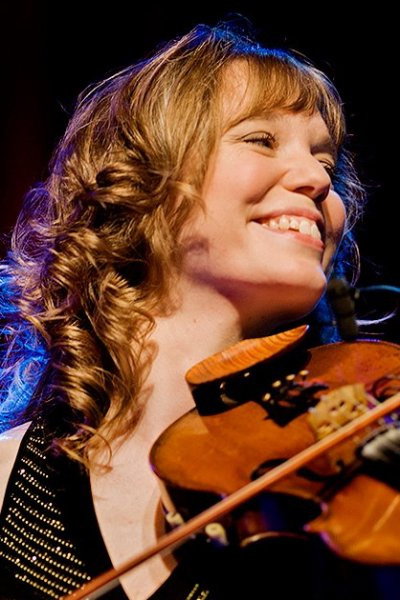 Jane Clark as Musiker in Niels Hausgaard: Med hudfarvet hud