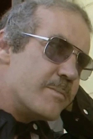 Bill Pearson as Francis Jackson in The Amorous Dentist