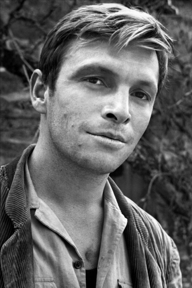 Umberto Orsini as Rico Santorini in Une femme à sa fenêtre
