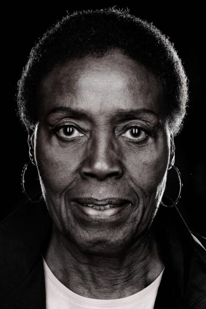Fran Bennett as Dr. Christine Heffner in New Nightmare
