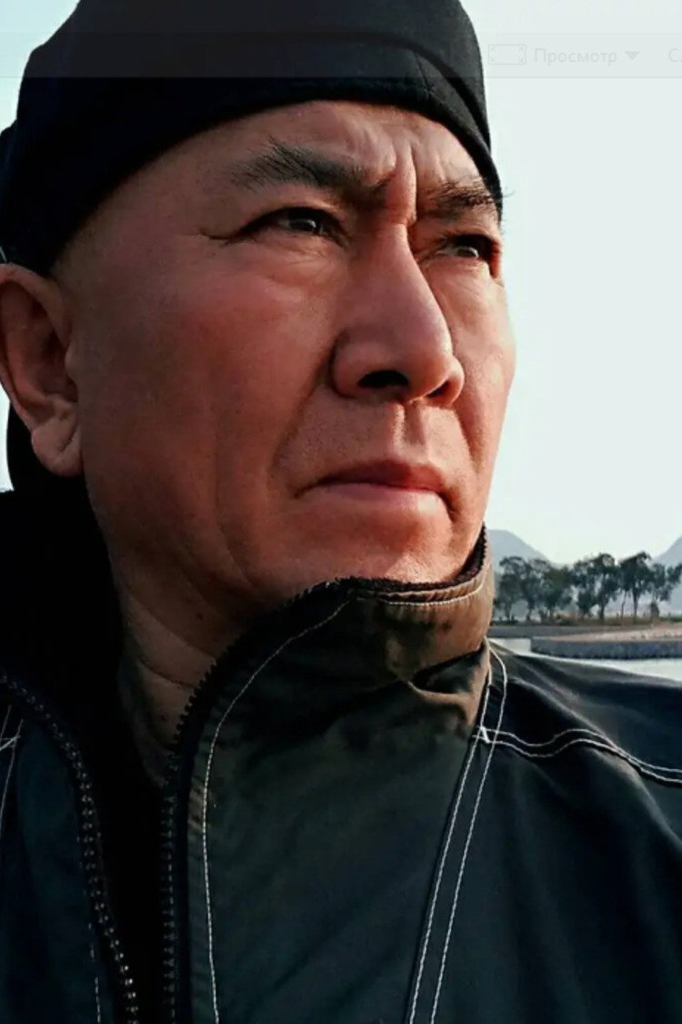 Li Zhenqi as Dadao Wangwu in Fearless Kungfu King