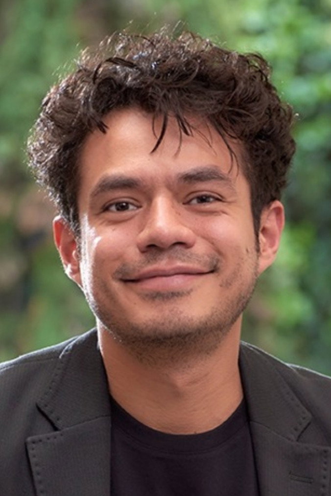 Memo Villegas as Pablo in Enloqueciendo contigo