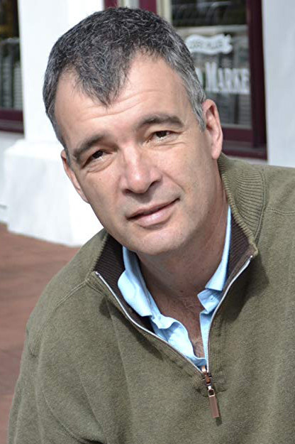 Kevin Ruf as Ernie in The Curve
