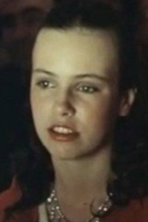 Карина Моритц as Veronika, raznoschitsa telegramm in You've Got a Telegram