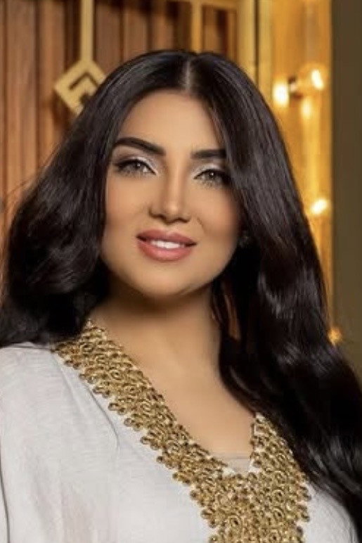شهد الياسين as قمر in I Am Not to Blame
