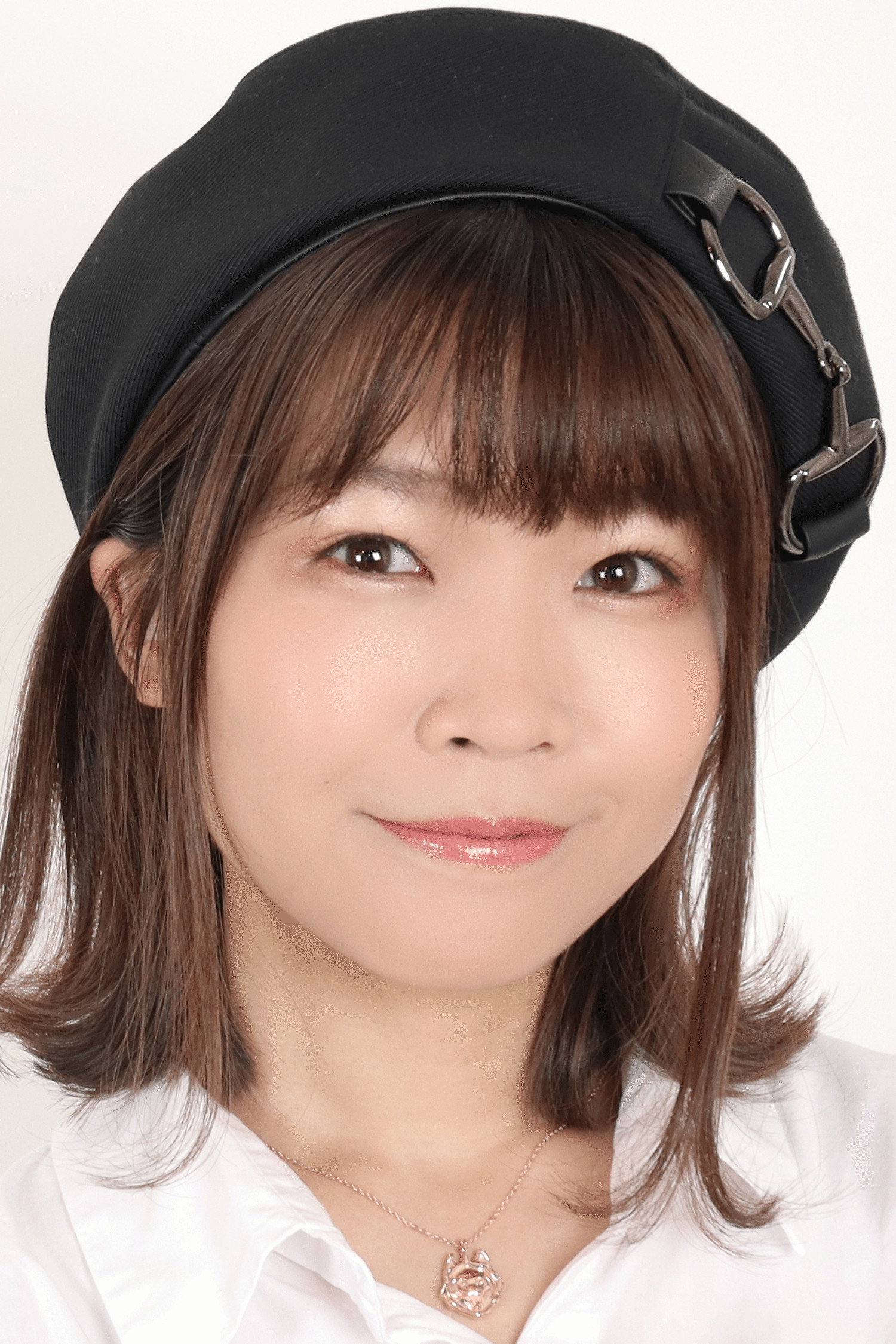 内田秀 as Kureo / Hatori Shikishima (voice) in Alice & Zoroku