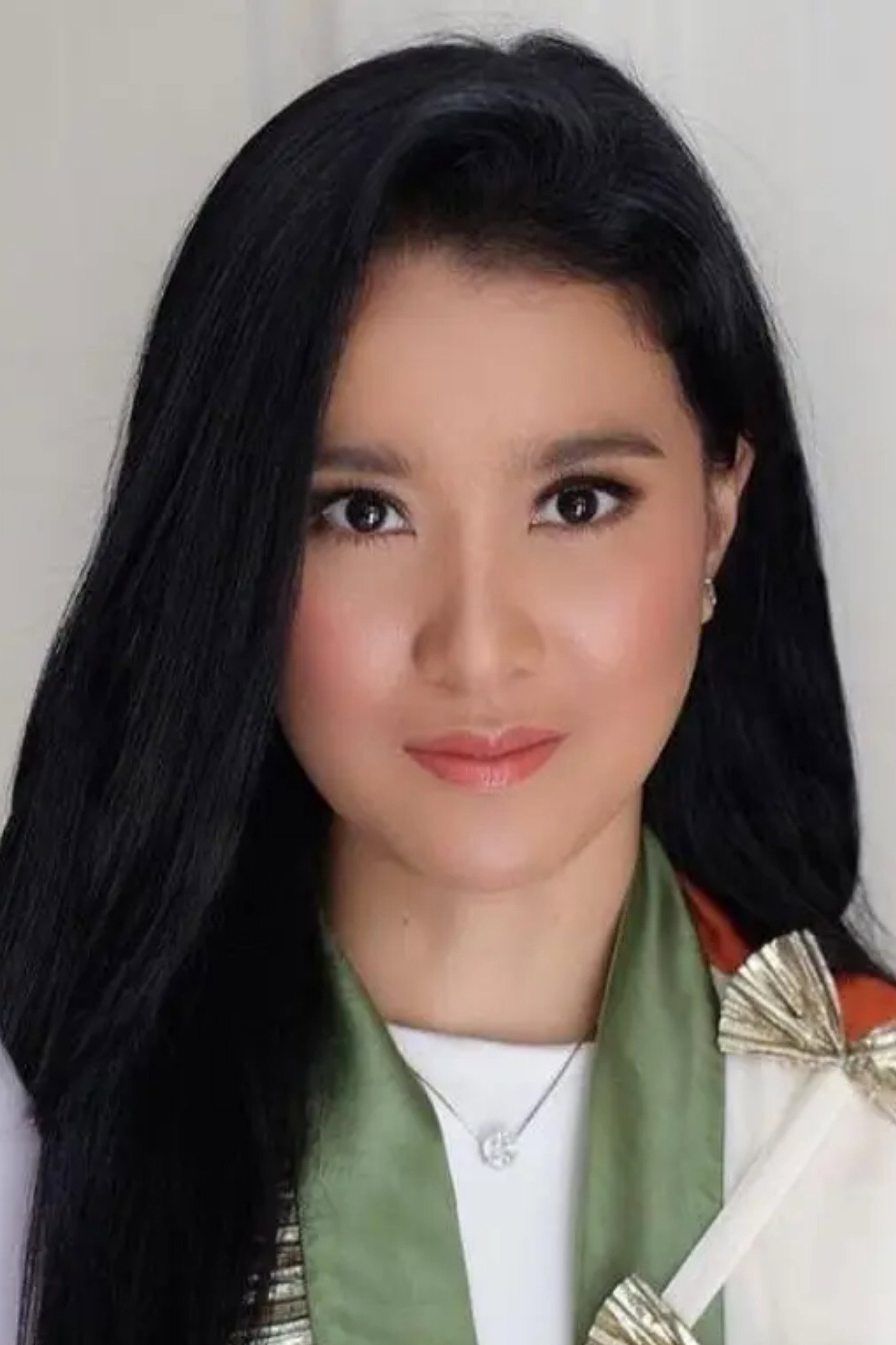 Marcella Zalianty as Aisyah in Makmum 2